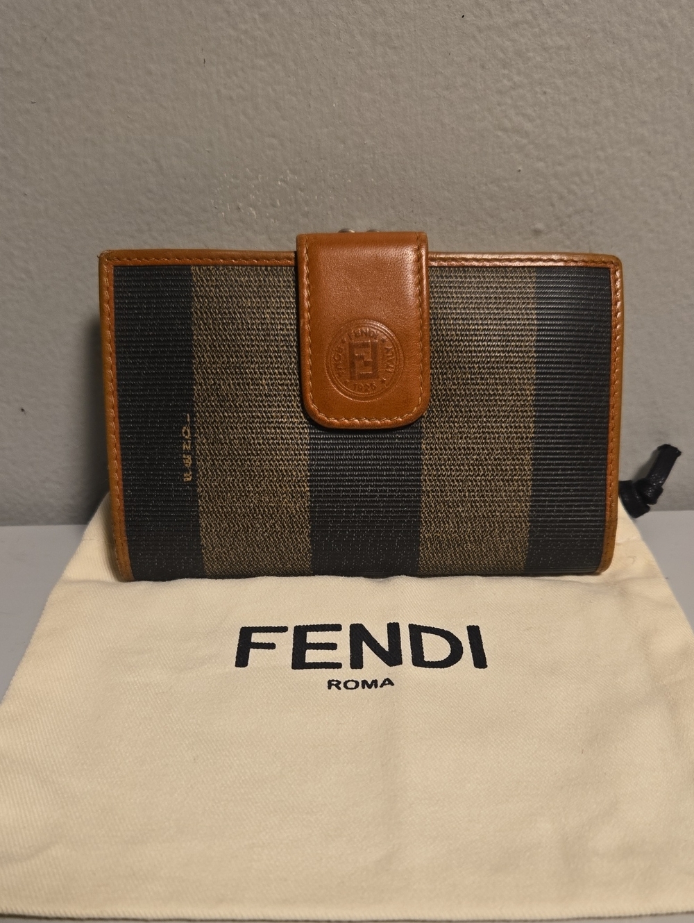 Fendi Kisslock Rehab Wallet Brown and Black Striped - Picture 1 of 16